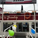 Le Sambre Botel