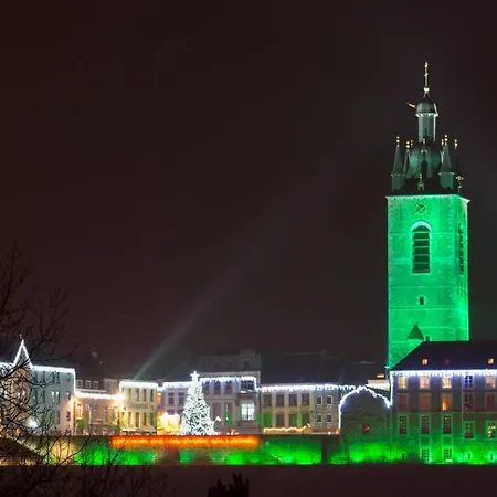 Le Sambre Úszó hotel Thuin