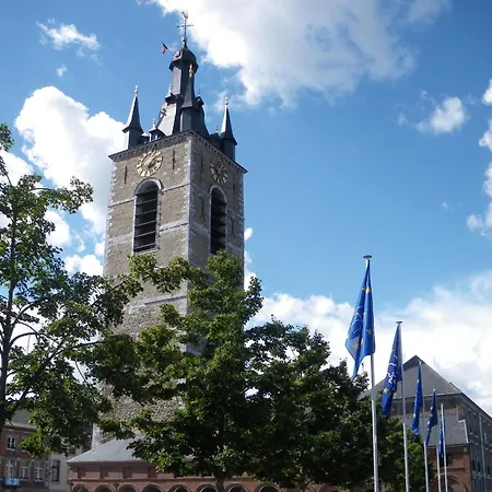 Le Sambre 船上ホテル *