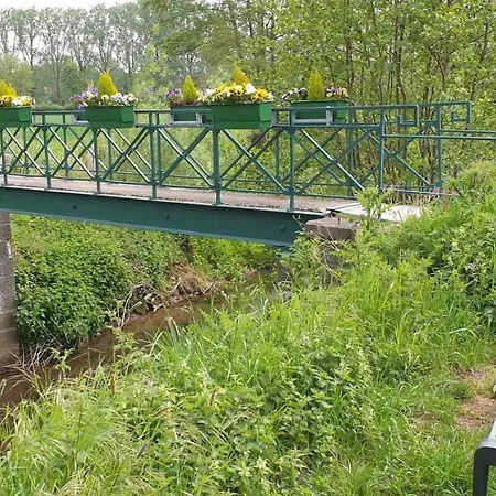 Le Sambre 船上ホテル Thuin