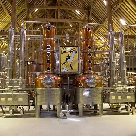 Le Sambre Botel