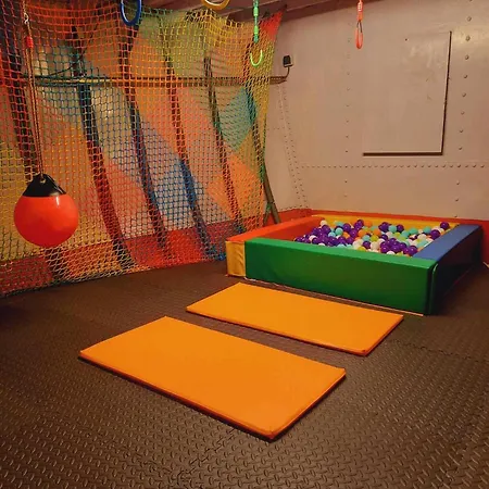 船上ホテル Le Sambre Thuin